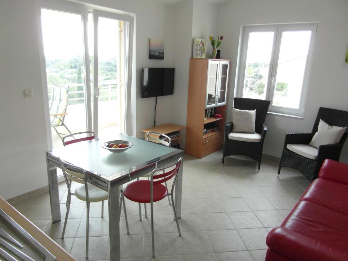 Bentley - Sea-View - 2 Bedroom Apartment Premantura Kültér fotó